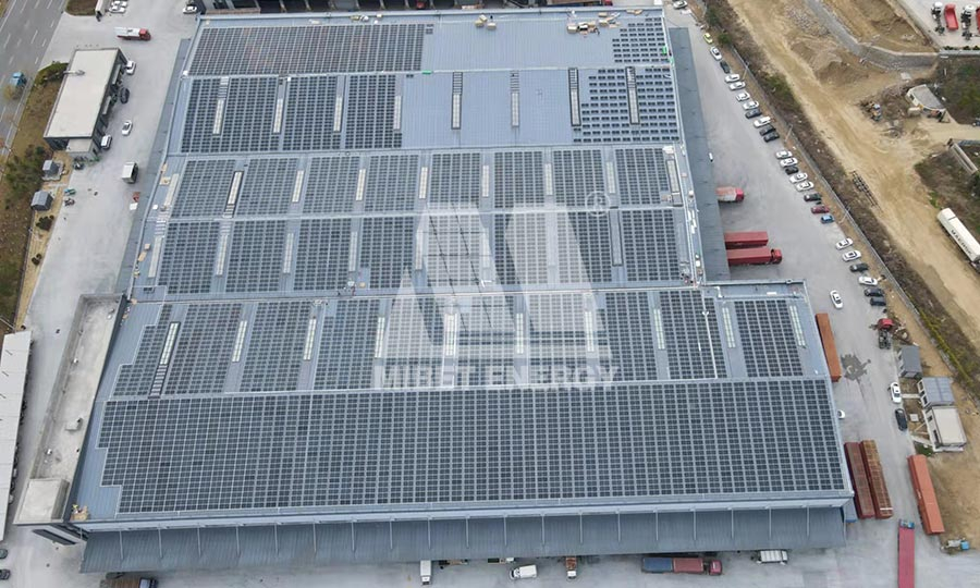 山东济南彩钢瓦屋顶光伏系统项目 2.4MW